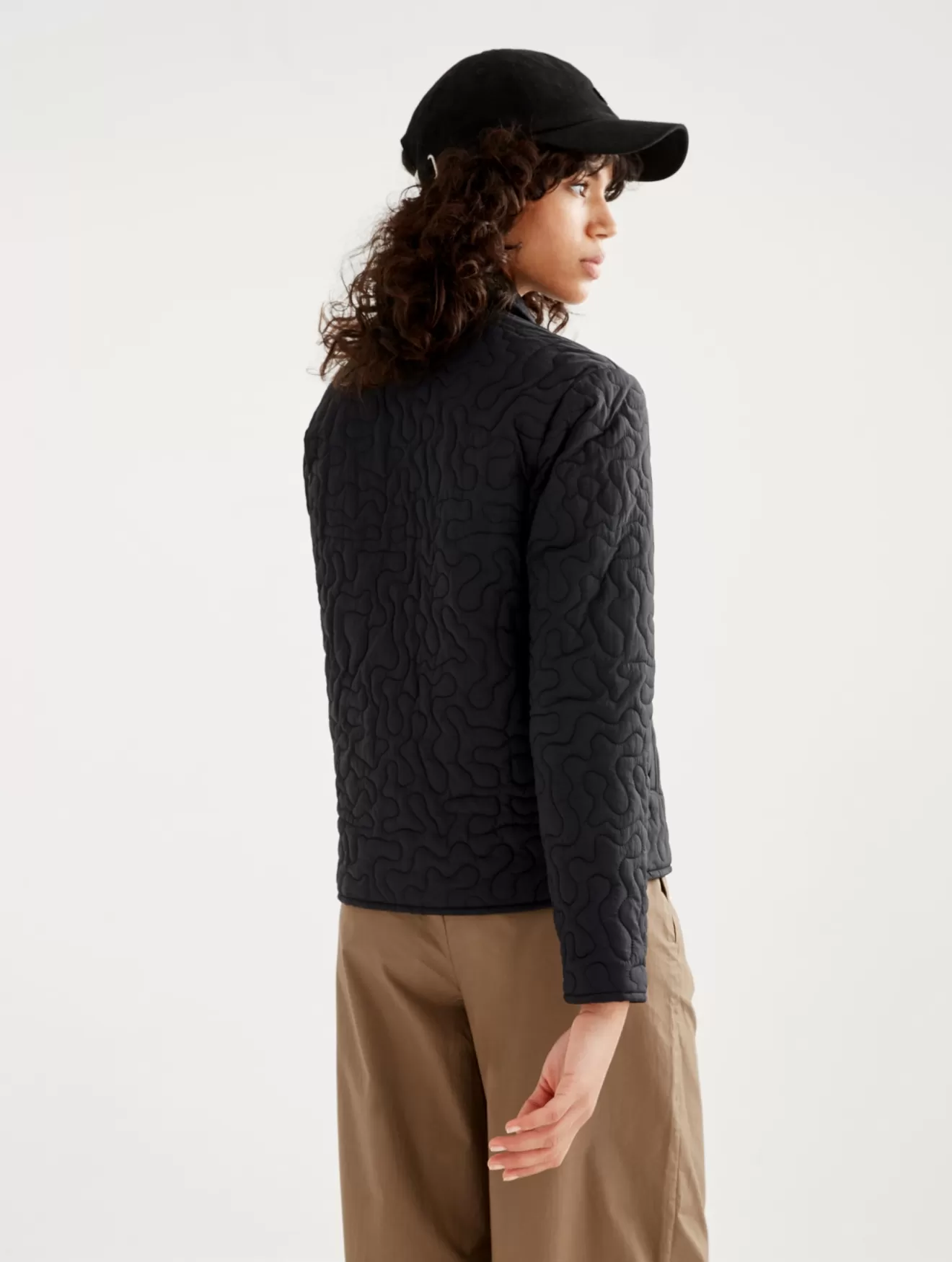 veste_courte_legere_matelassee_3-1.webp Best Aigle Veste Courte Legere Matelassee Noir